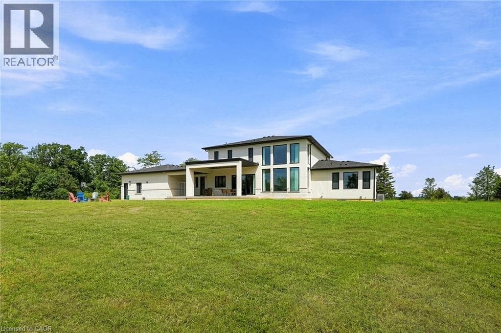 Single Family at 7944 YOUNG Street, West Lincoln, Ontario - Photo 4 - RE/MAX Garden City Realty