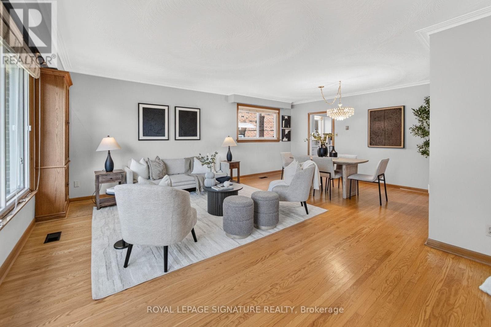Single Family at 61 Comay Road, Toronto (Brookhaven-Amesbury), Ontario - Photo 6 - RE/MAX Garden City Realty