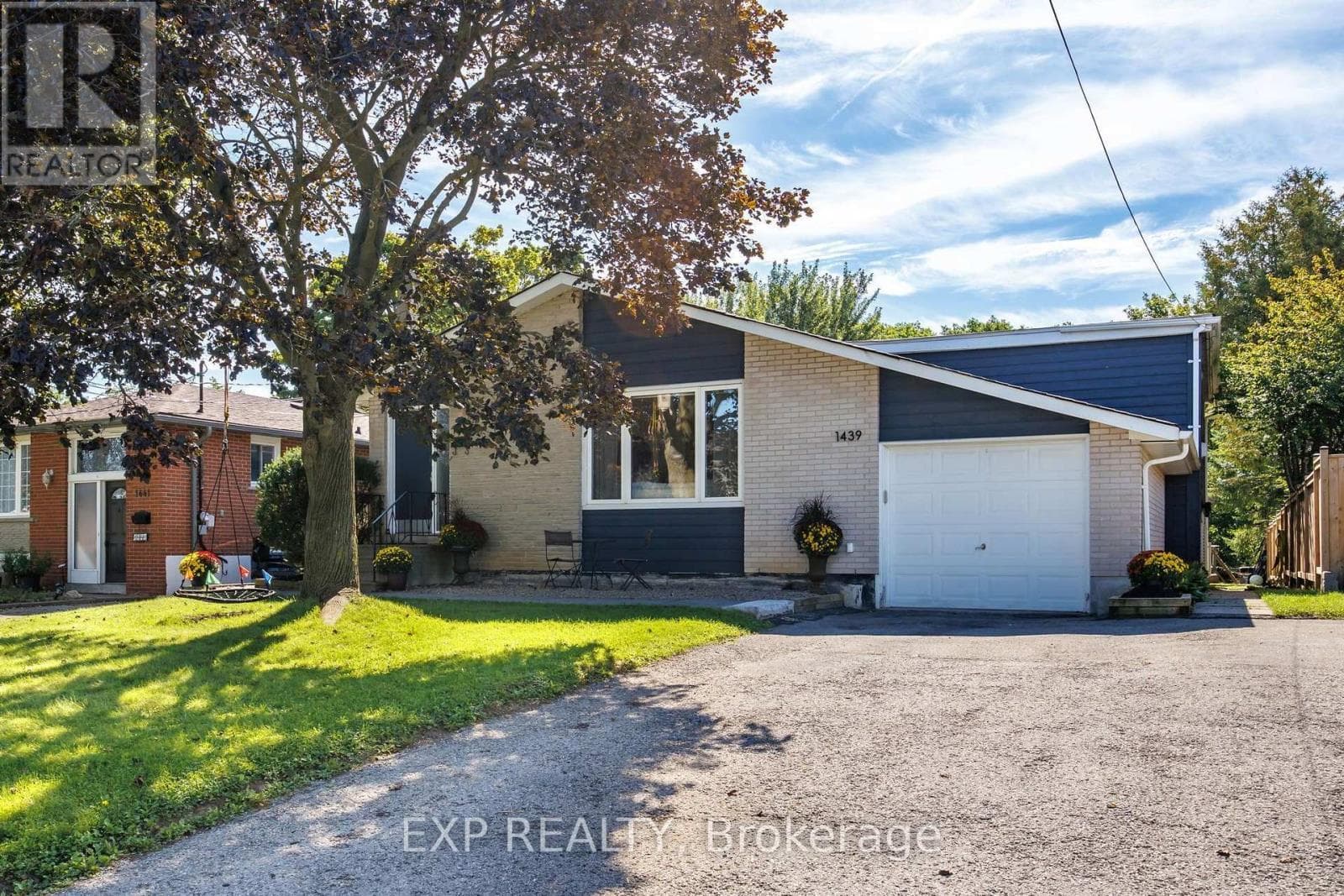 1439 Parkham Crescent