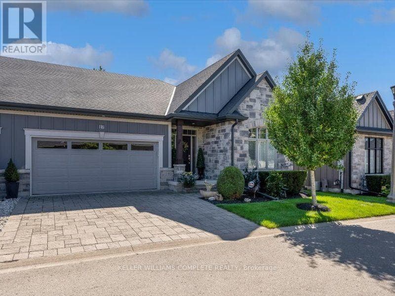 21- 17 Ridgeview Crescent