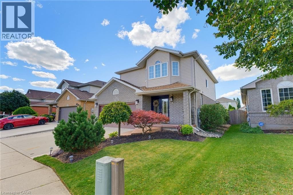 Single Family at 135 MCNICHOL Drive, Cambridge, Ontario - Photo 2 - RE/MAX Garden City Realty