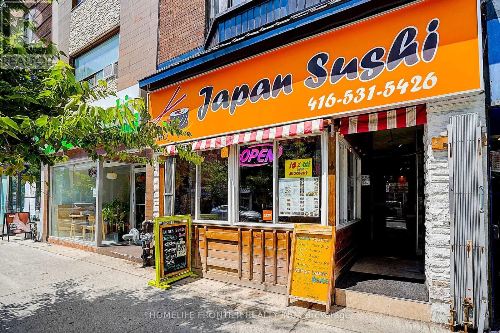 482 Bloor Street