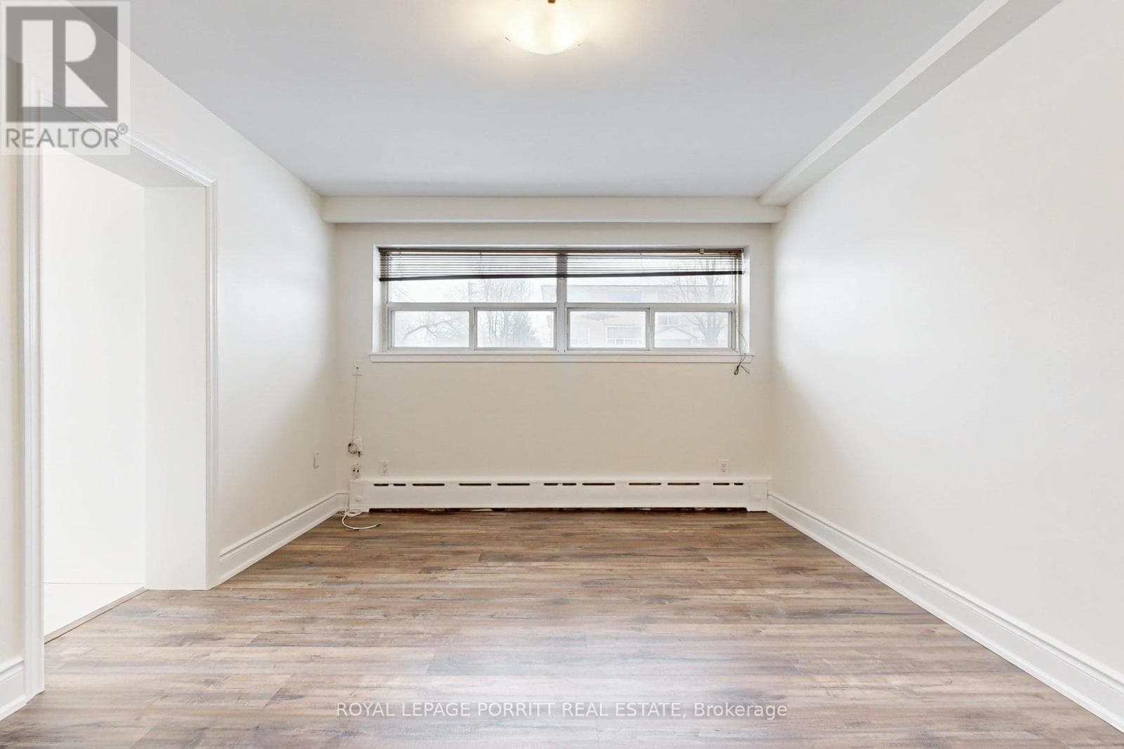 Single Family at 1- 149 Alderbrae Avenue, Toronto (Alderwood), Ontario - Photo 6 - RE/MAX Garden City Realty