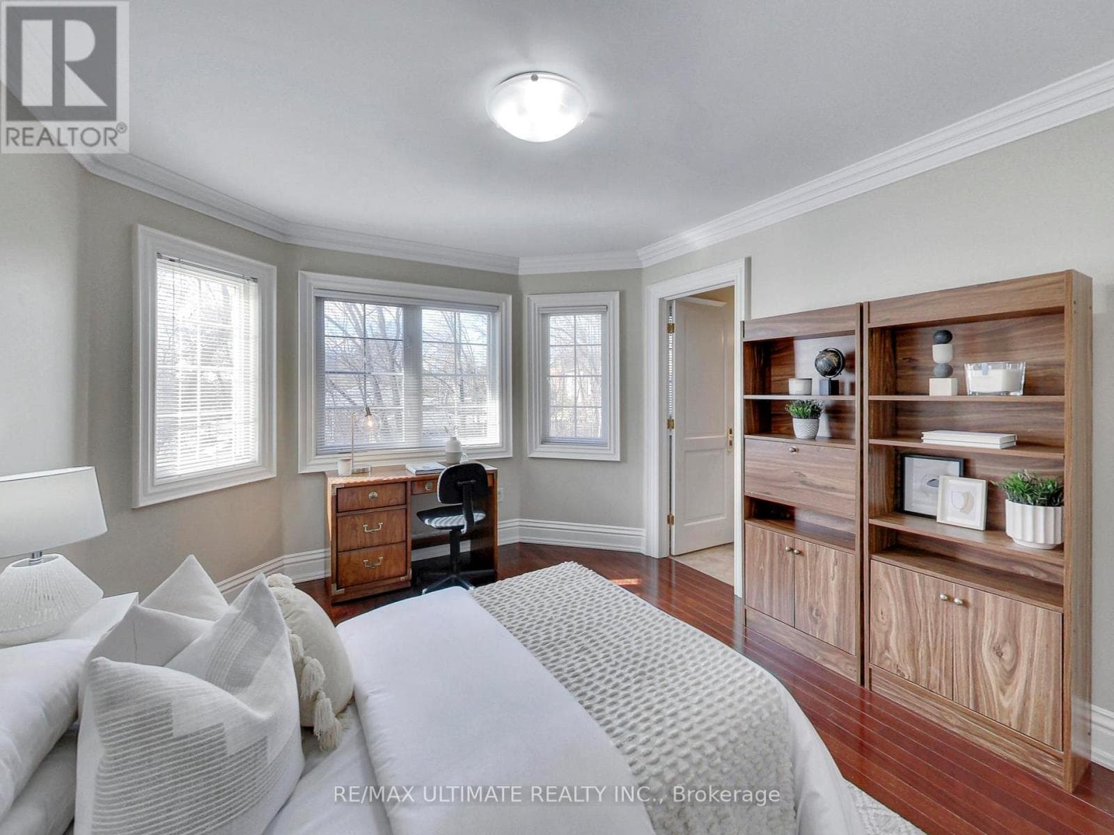 Single Family at 1- 40 Harrow Drive, Toronto (Brookhaven-Amesbury), Ontario - Photo 2 - RE/MAX Garden City Realty