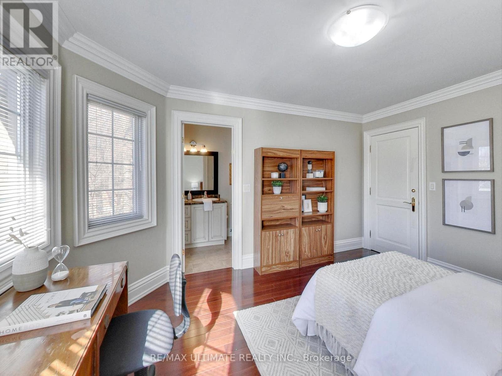 Single Family at 1- 40 Harrow Drive, Toronto (Brookhaven-Amesbury), Ontario - Photo 3 - RE/MAX Garden City Realty