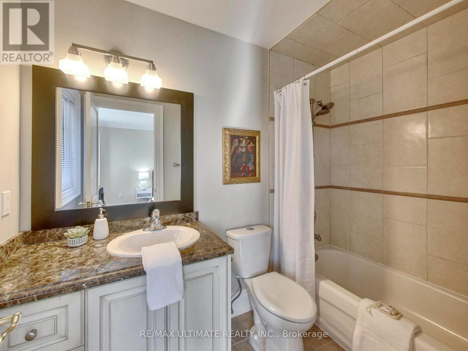 Single Family at 1- 40 Harrow Drive, Toronto (Brookhaven-Amesbury), Ontario - Photo 5 - RE/MAX Garden City Realty