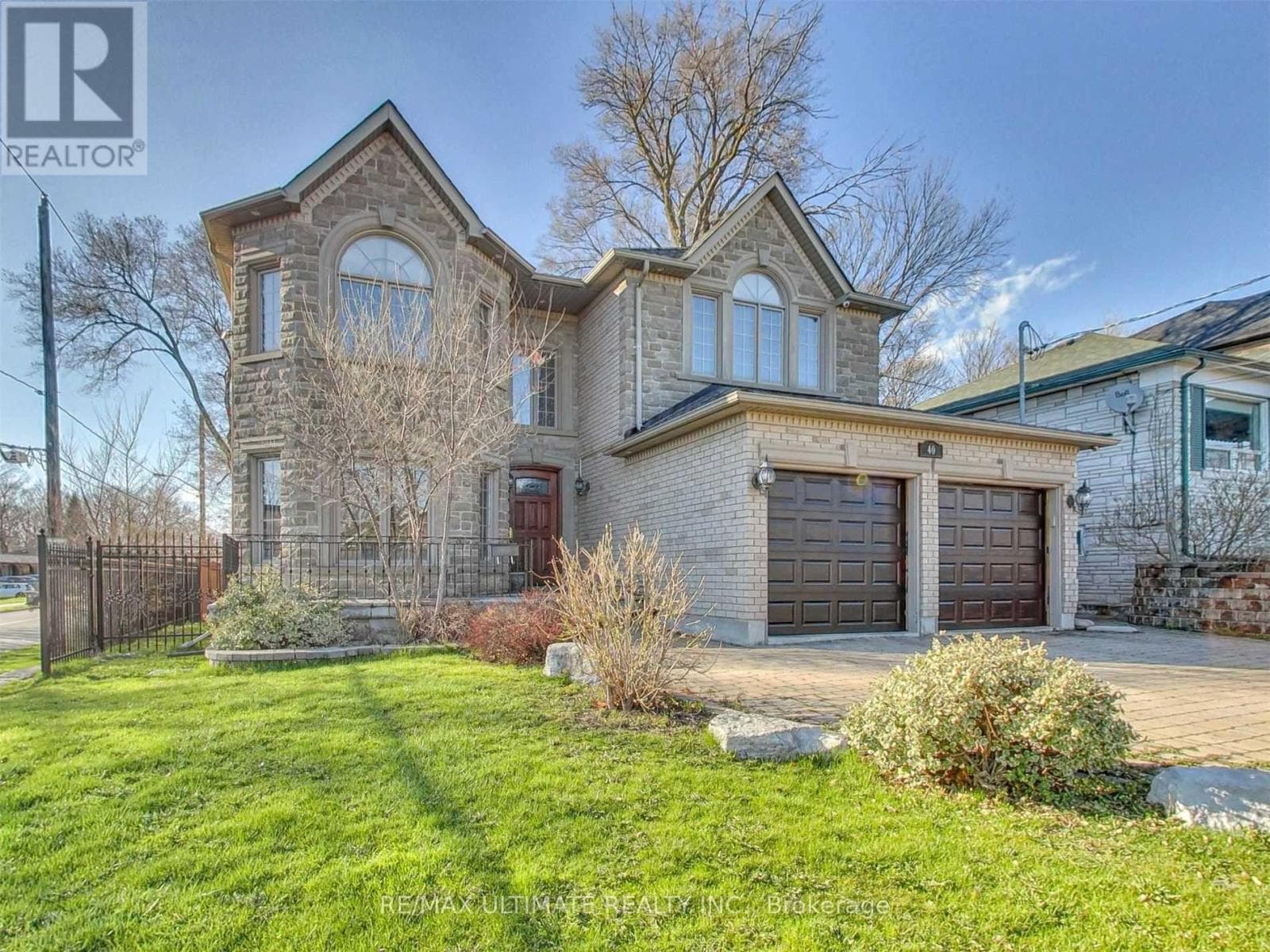 Single Family at 2- 40 Harrow Drive, Toronto (Brookhaven-Amesbury), Ontario - Photo 6 - RE/MAX Garden City Realty