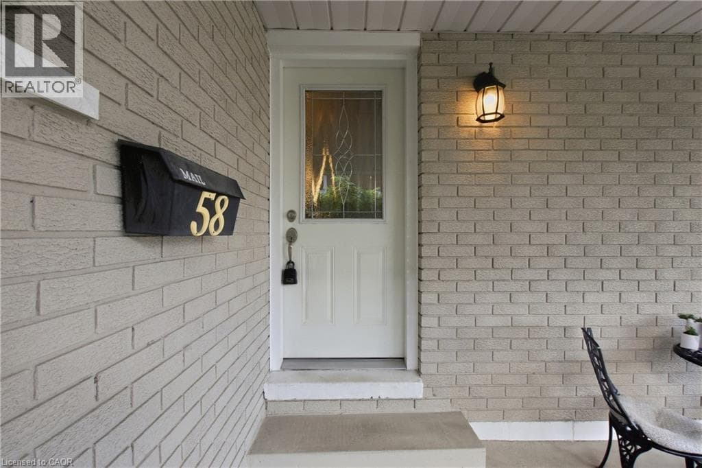 Single Family at 58 TINDALE Court, Hamilton, Ontario - Photo 3 - RE/MAX Garden City Realty