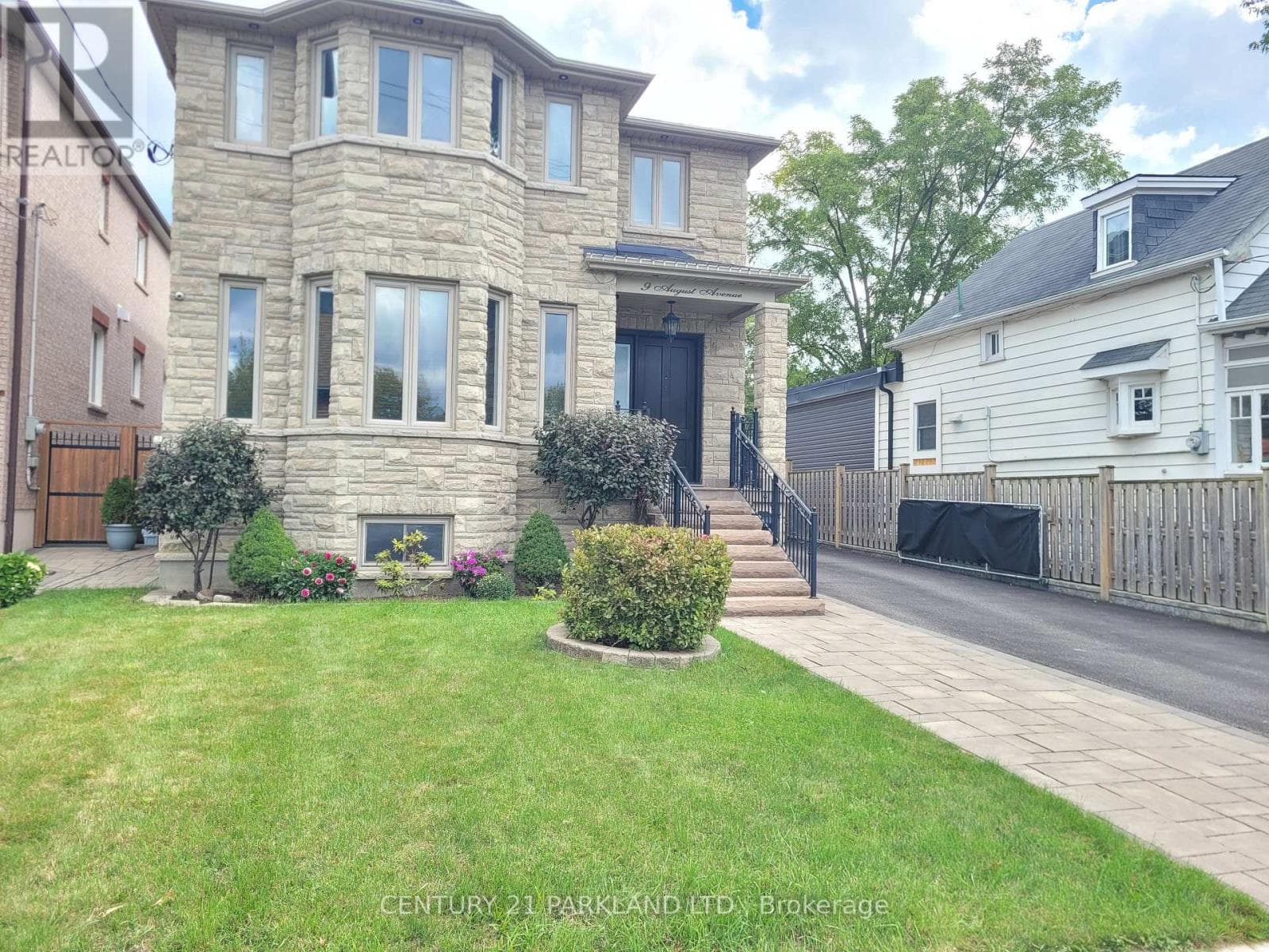 Single Family at 9 August Avenue, Toronto (Oakridge), Ontario - Photo 2 - RE/MAX Garden City Realty