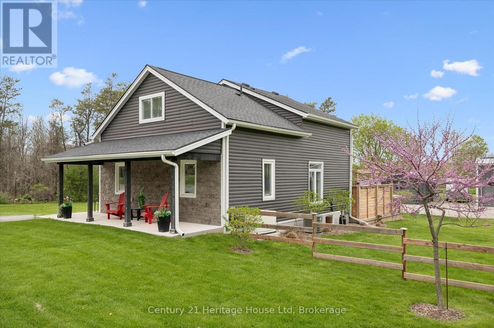 Single Family at 584077 Beachville Road, South-West Oxford (Centreville), Ontario - Photo 7 - RE/MAX Garden City Realty