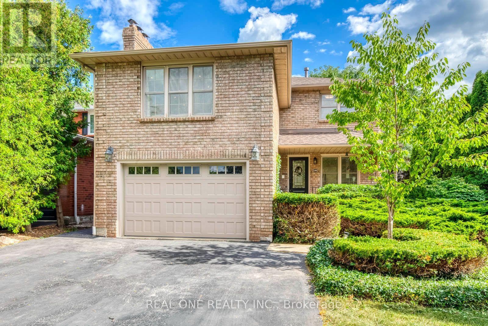 1384 Bramblewood Green