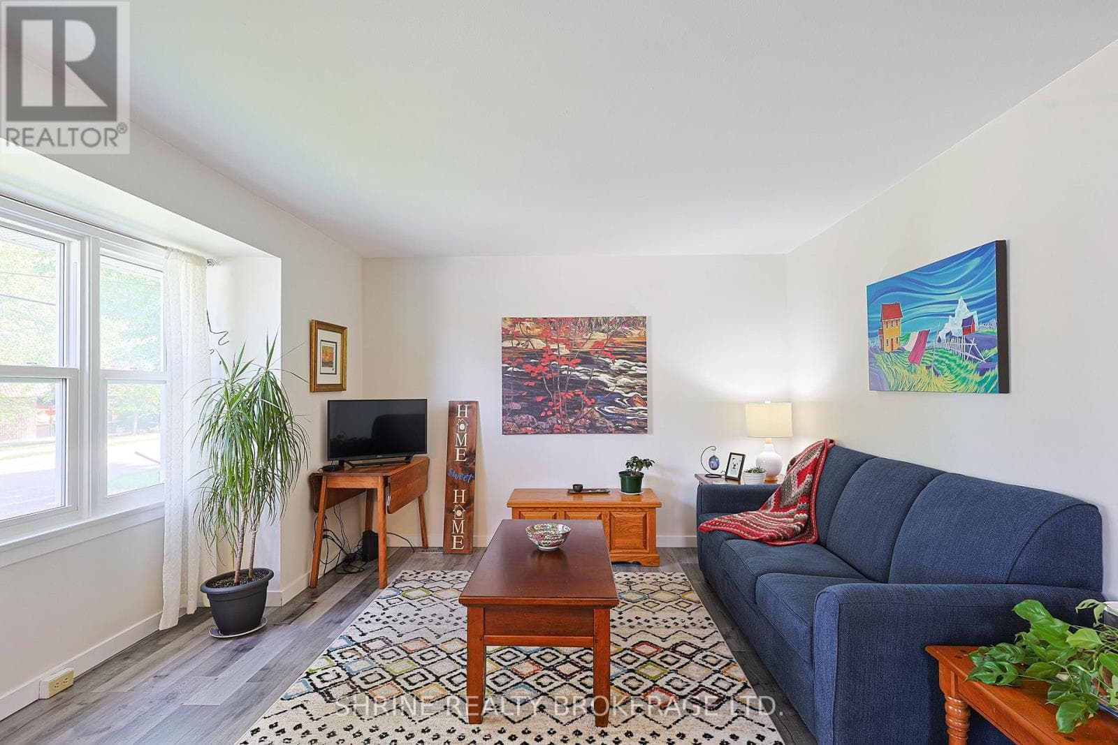 Single Family at 1269 LANDOR Street, London East (East C), Ontario - Photo 10 - RE/MAX Garden City Realty