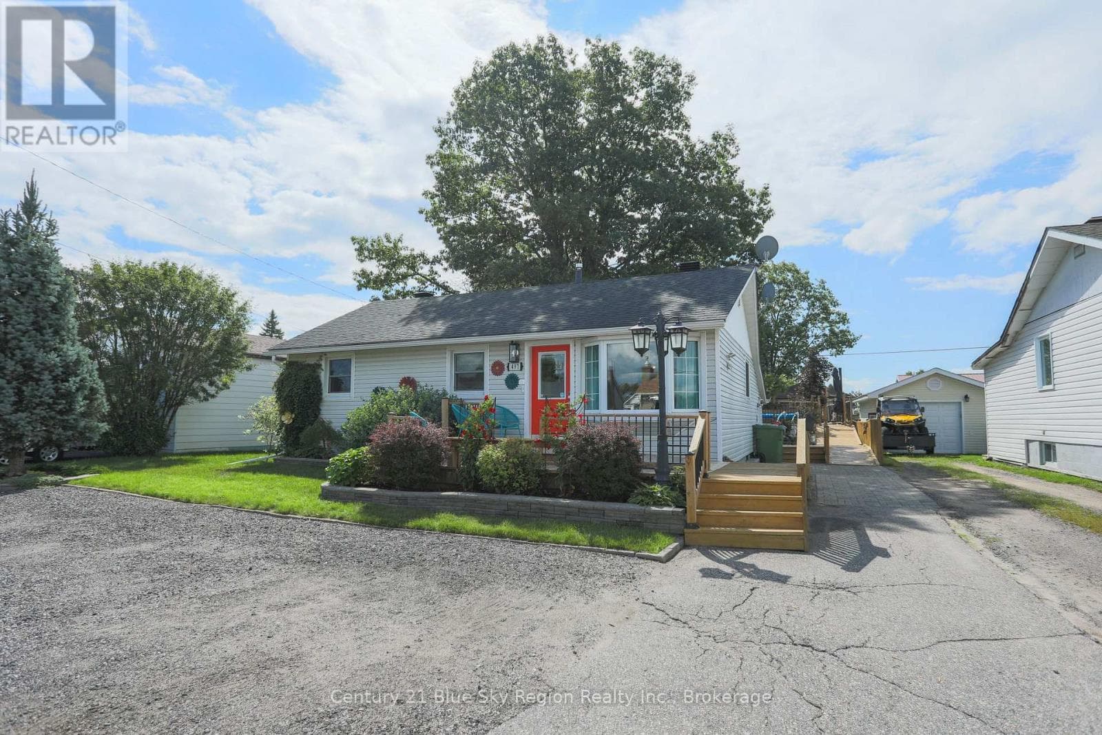 Single Family at 497 Montrose Avenue, North Bay (Widdifield), Ontario - Photo 3 - RE/MAX Garden City Realty