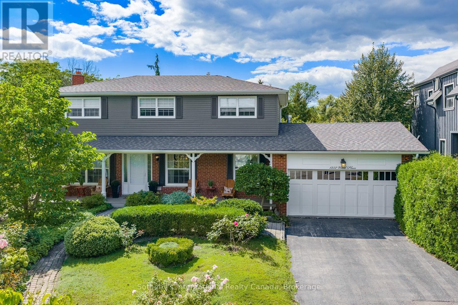 1252 Wood Place