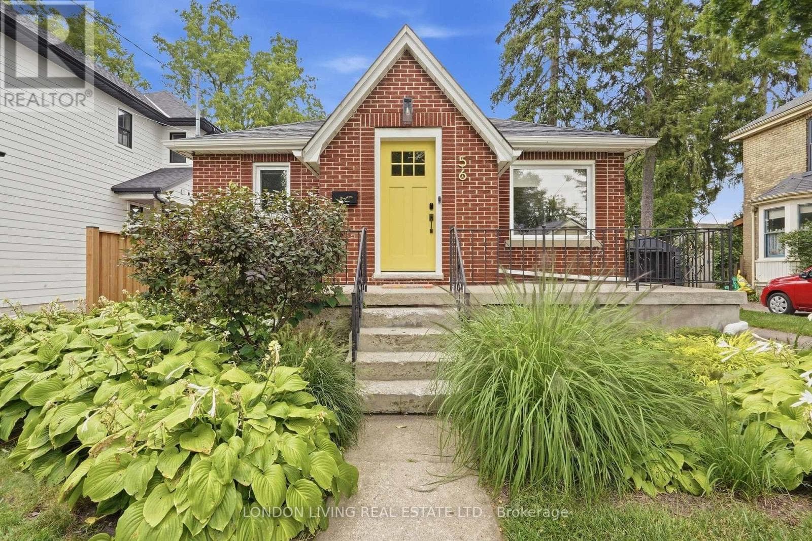 56 Duchess Avenue