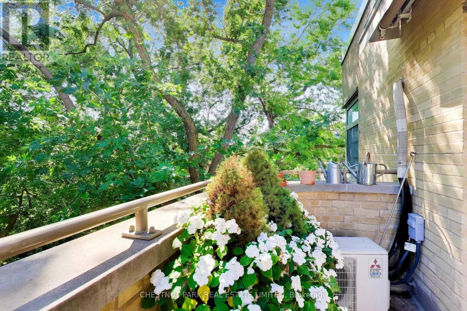 Single Family at 509- 717 Eglinton Avenue, Toronto (Forest Hill South), Ontario - Photo 7 - RE/MAX Garden City Realty