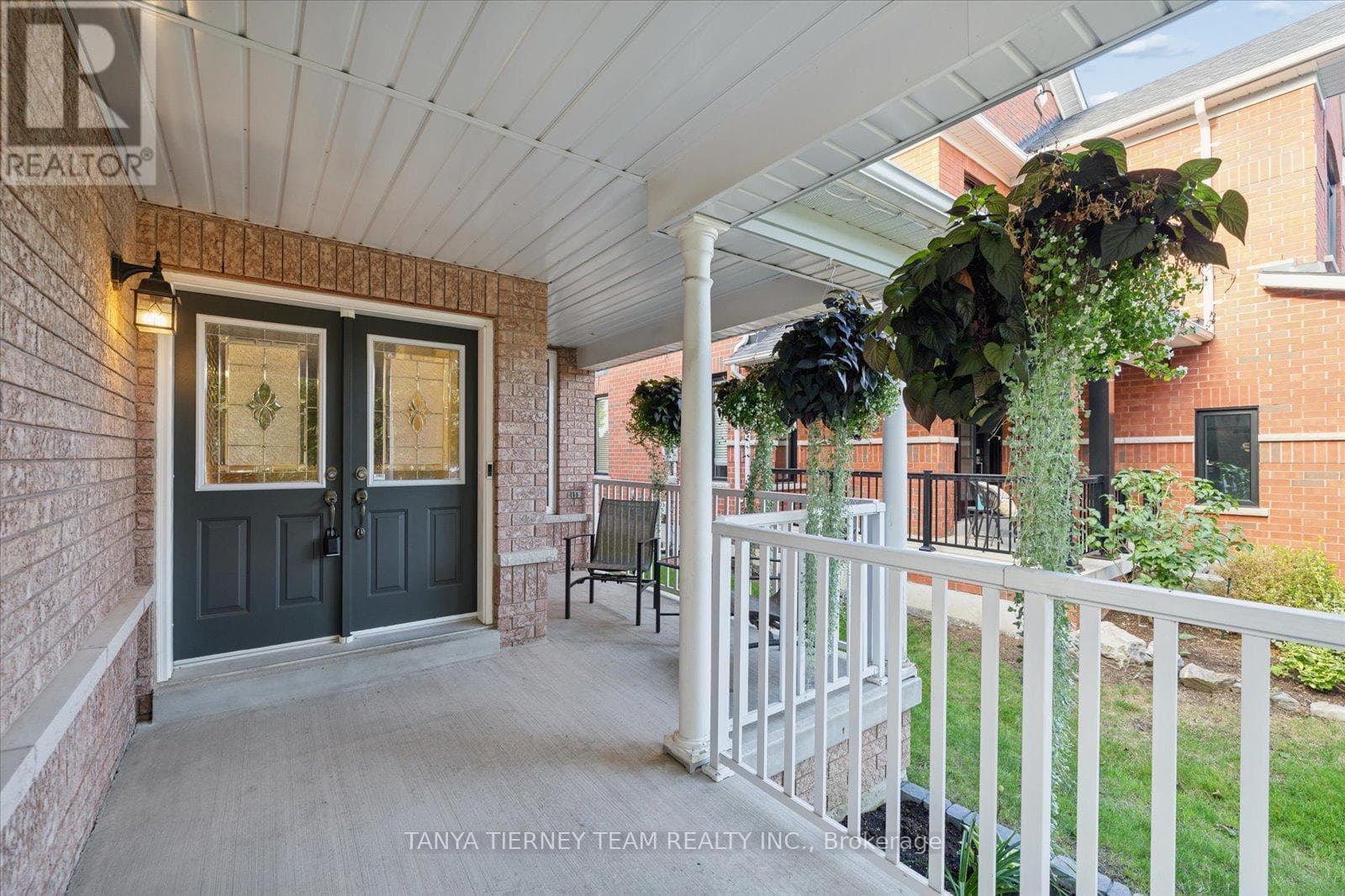 Single Family at 16 Corianne Avenue, Whitby (Brooklin), Ontario - Photo 4 - RE/MAX Garden City Realty