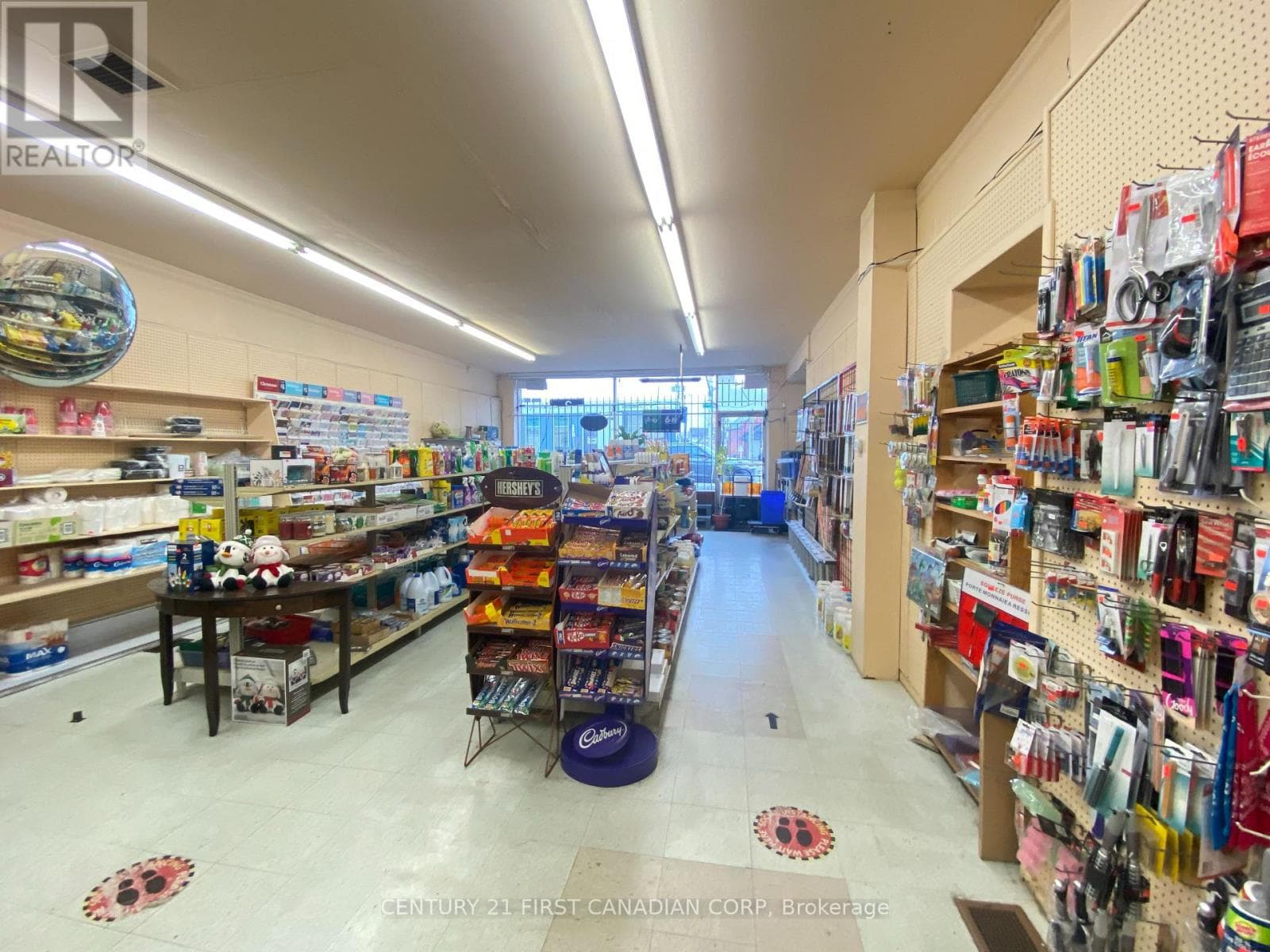 Retail at 414 Hamilton Road, London East (East L), Ontario - Photo 6 - RE/MAX Garden City Realty