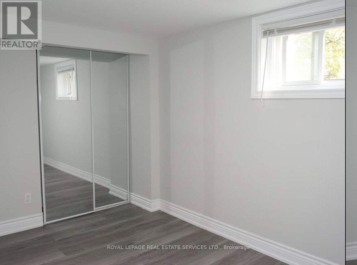 Single Family at Lower- 959 Oklahoma Drive, Pickering (West Shore), Ontario - Photo 6 - RE/MAX Garden City Realty