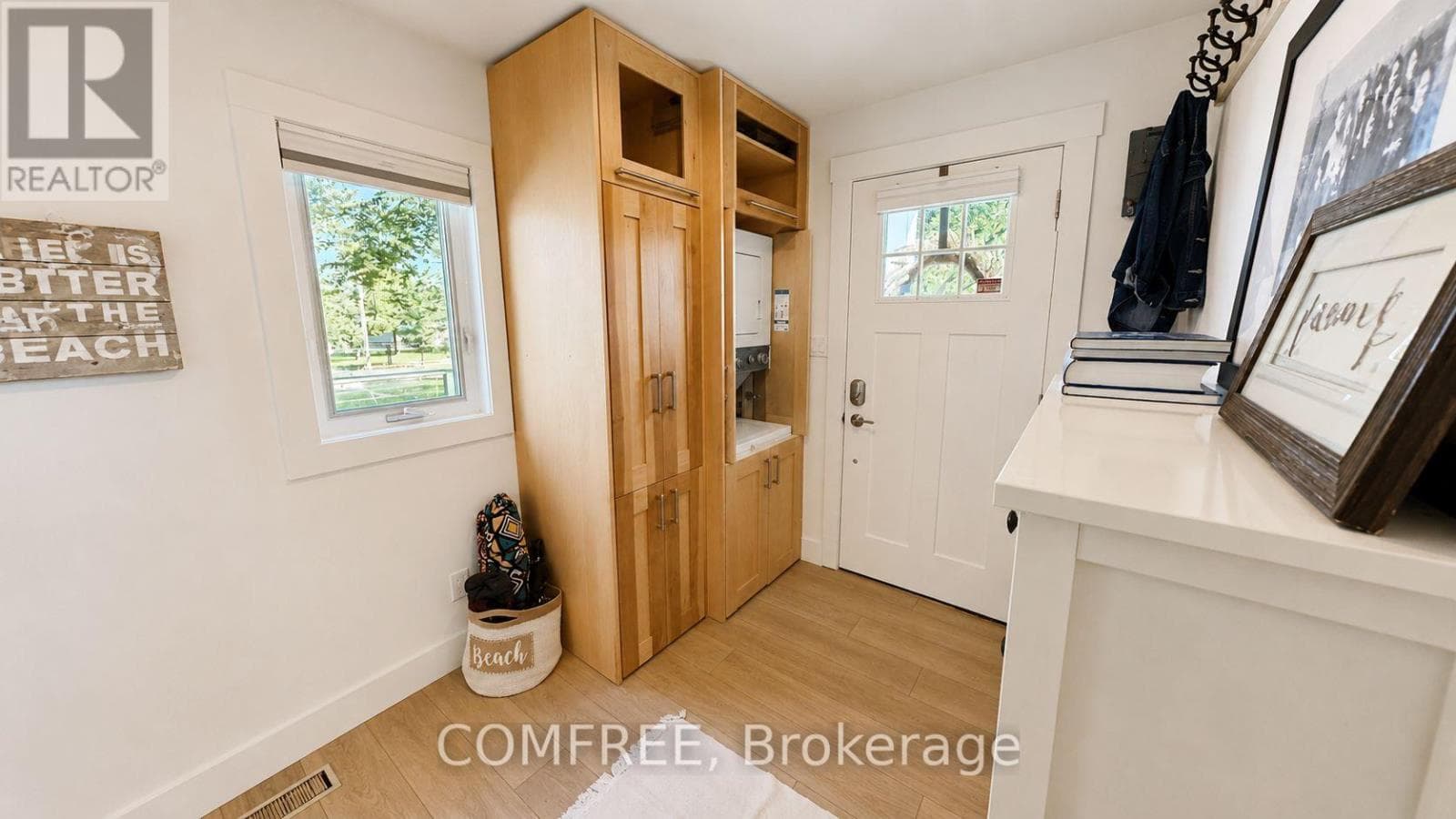 Single Family at 65 Bogart Street, St. Catharines (Port Weller), Ontario - Photo 6 - RE/MAX Garden City Realty