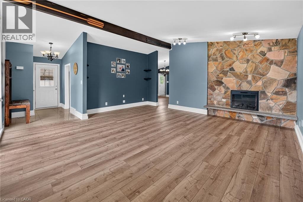 Single Family at 82822 OLD RIVER Road, Wainfleet, Ontario - Photo 9 - RE/MAX Garden City Realty