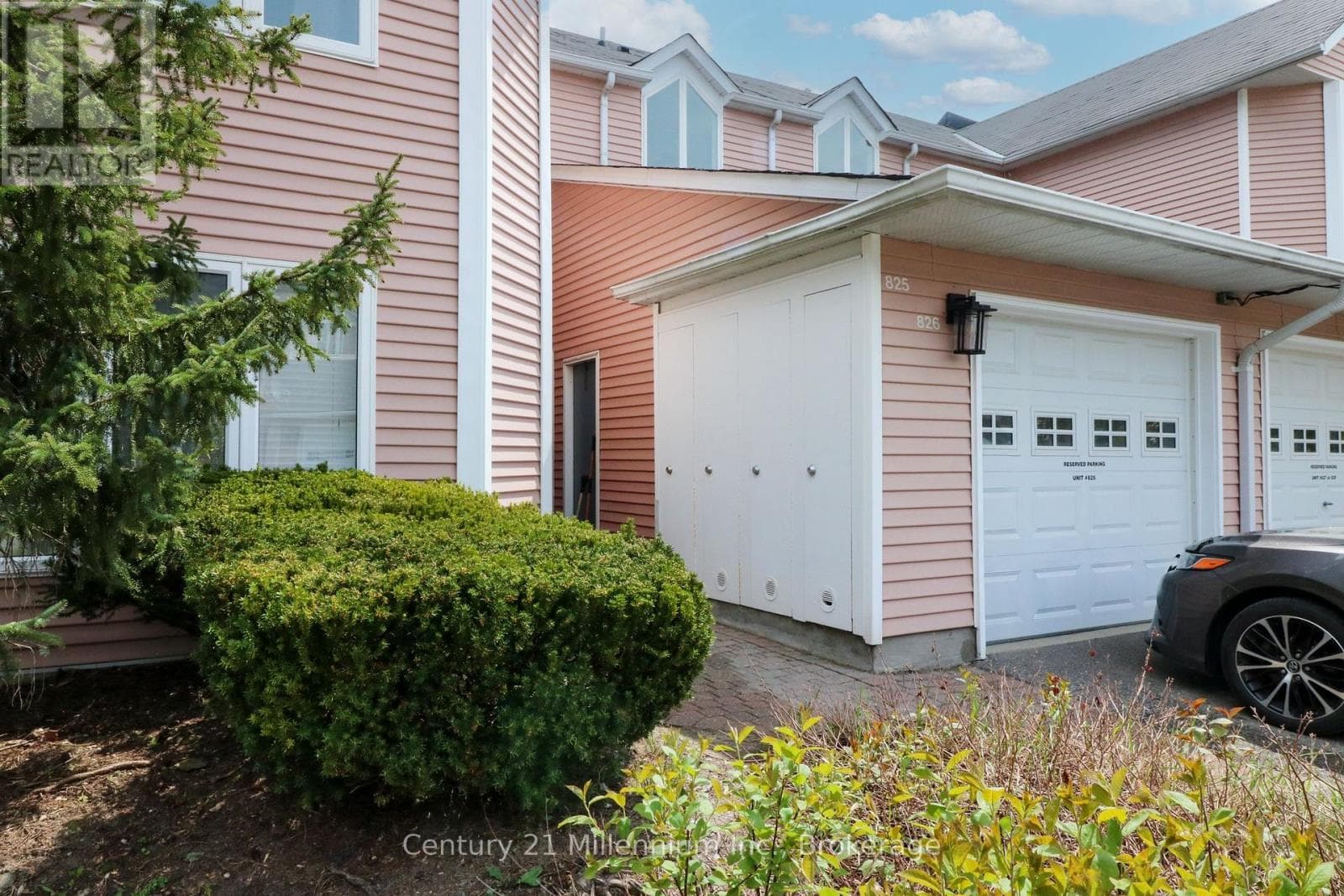 825- 34 Dawson Drive