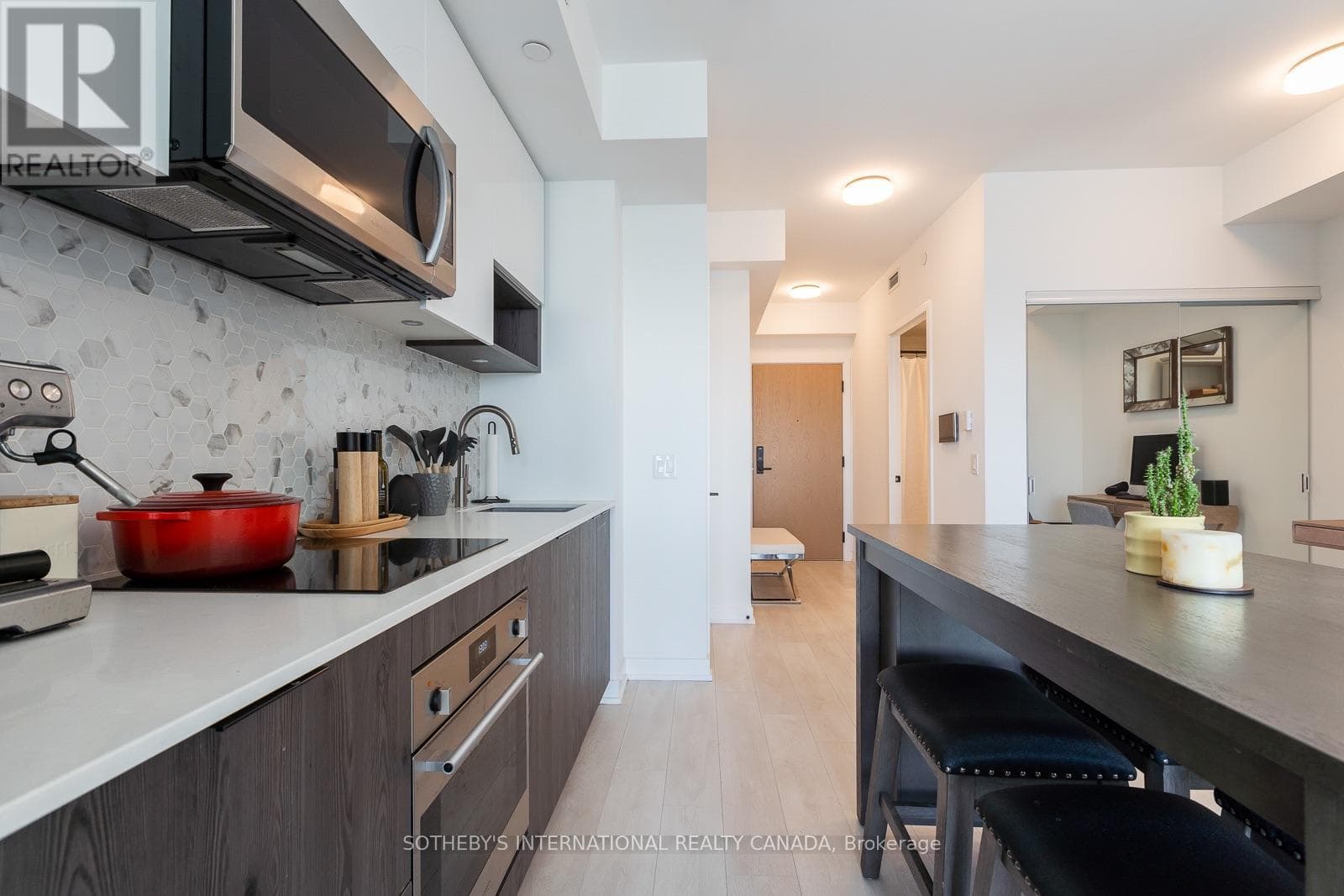 Single Family at 2703- 5 Defries Street, Toronto (Regent Park), Ontario - Photo 9 - RE/MAX Garden City Realty