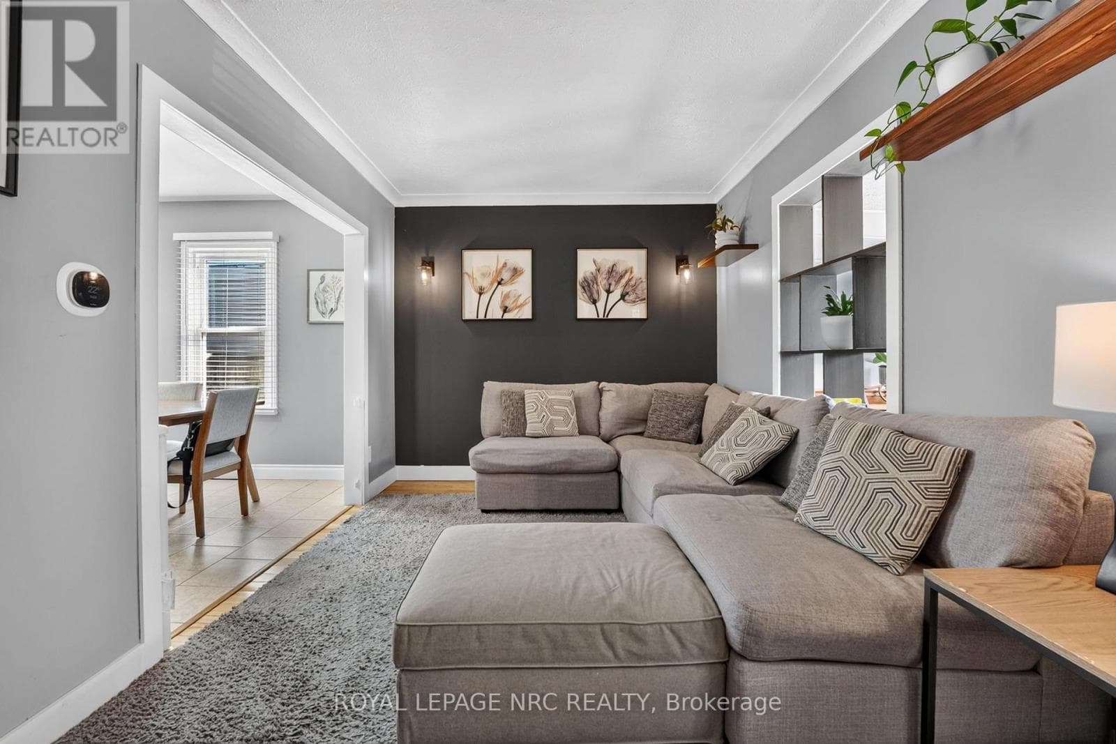 Single Family at 26 Lyndon Street, Thorold (Thorold Downtown), Ontario - Photo 5 - RE/MAX Garden City Realty
