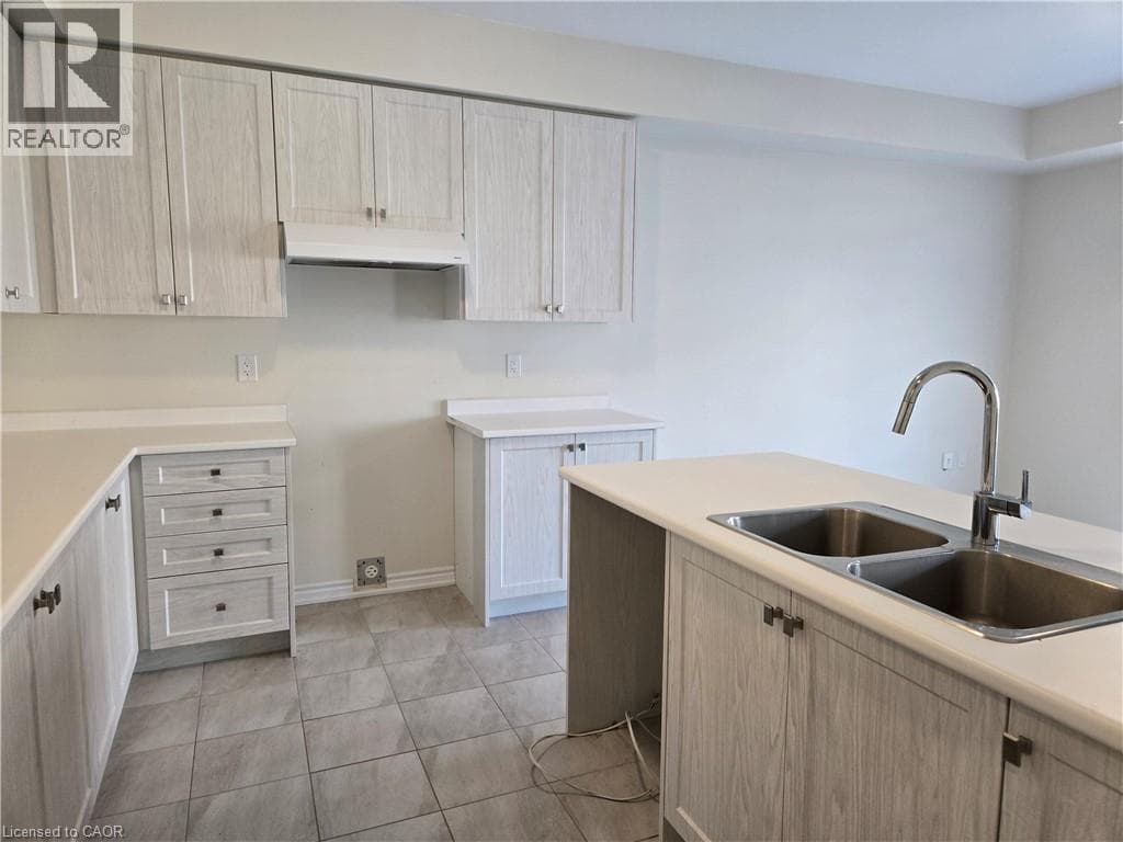 Single Family at 395 BARKER Parkway, Thorold, Ontario - Photo 7 - RE/MAX Garden City Realty