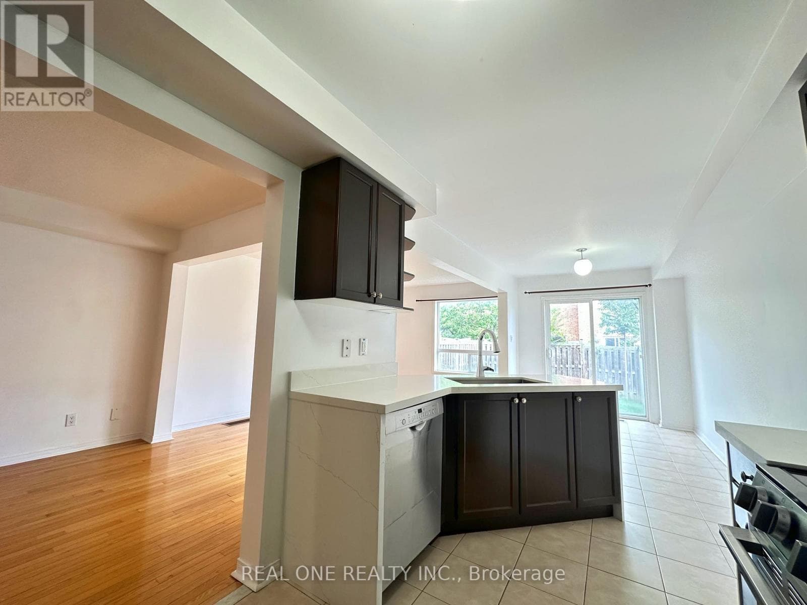 Single Family at 68 Maffey Crescent, Richmond Hill (Westbrook), Ontario - Photo 5 - RE/MAX Garden City Realty