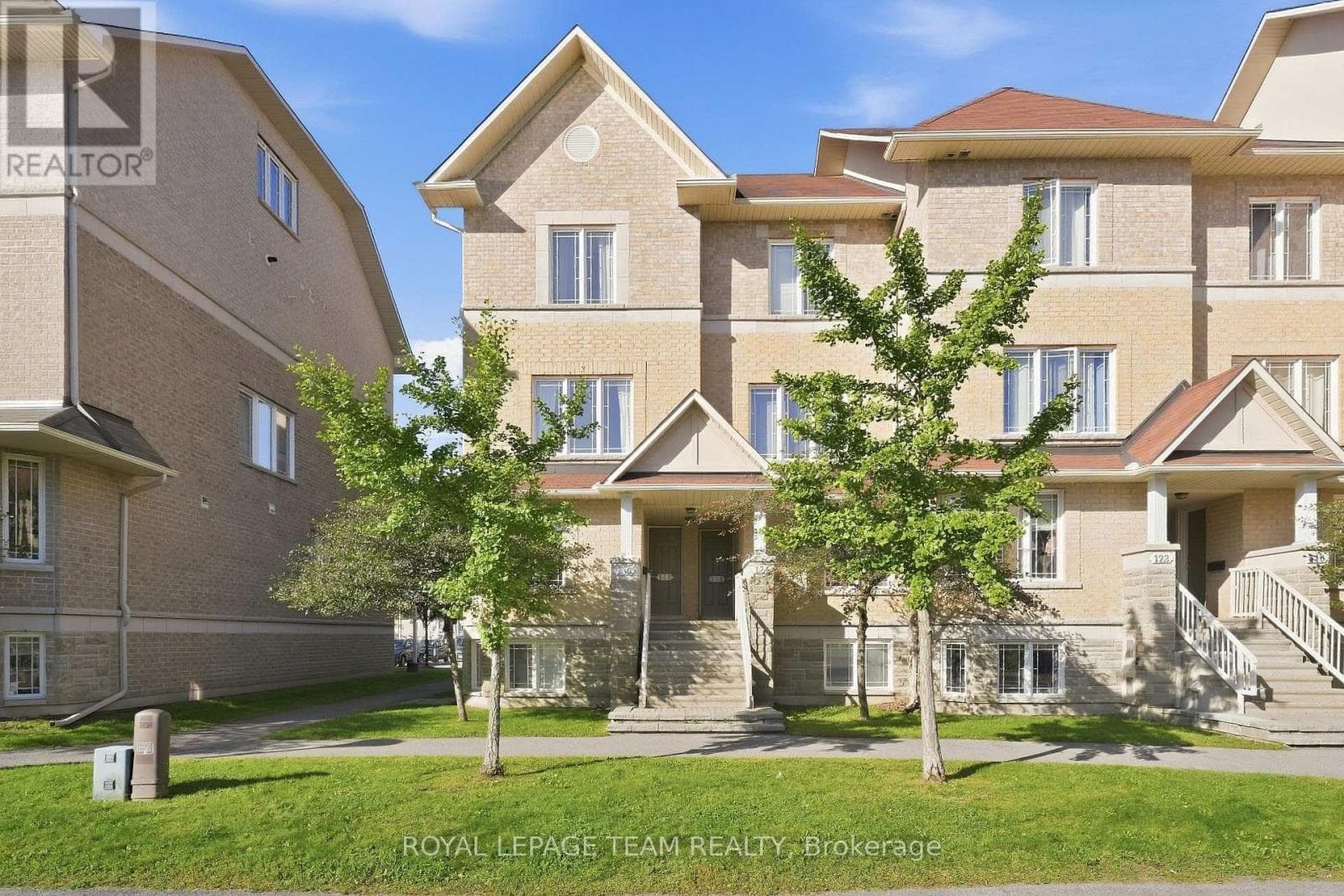 128 Paseo Private