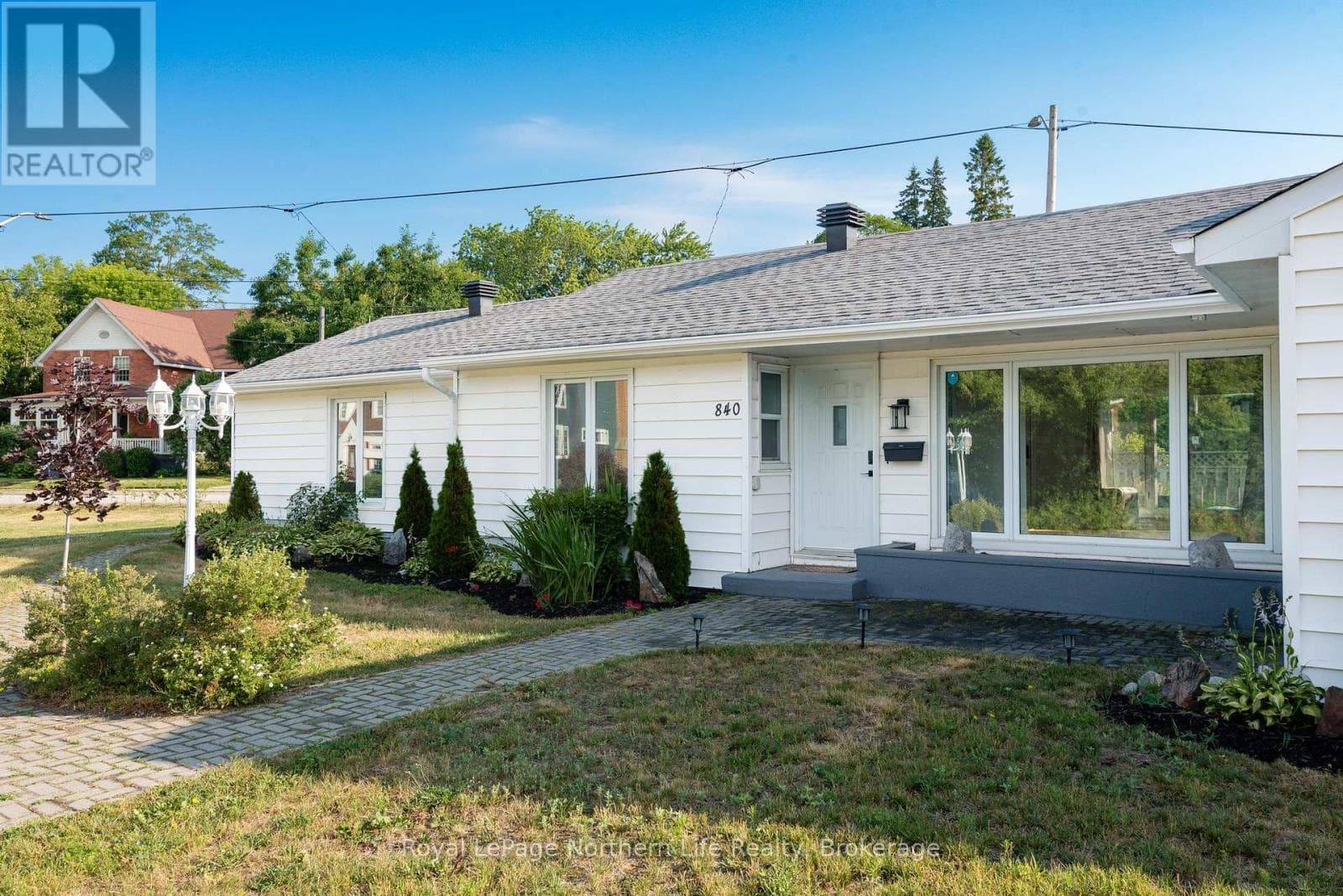 840 Mclaren Street
