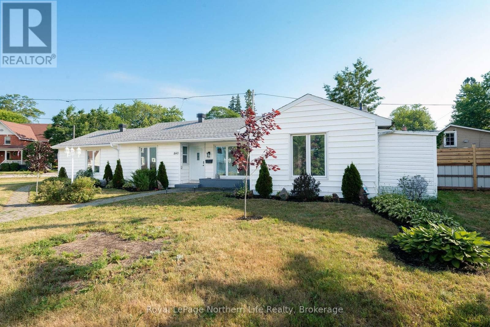 Single Family at 840 Mclaren Street, North Bay (West End), Ontario - Photo 7 - RE/MAX Garden City Realty