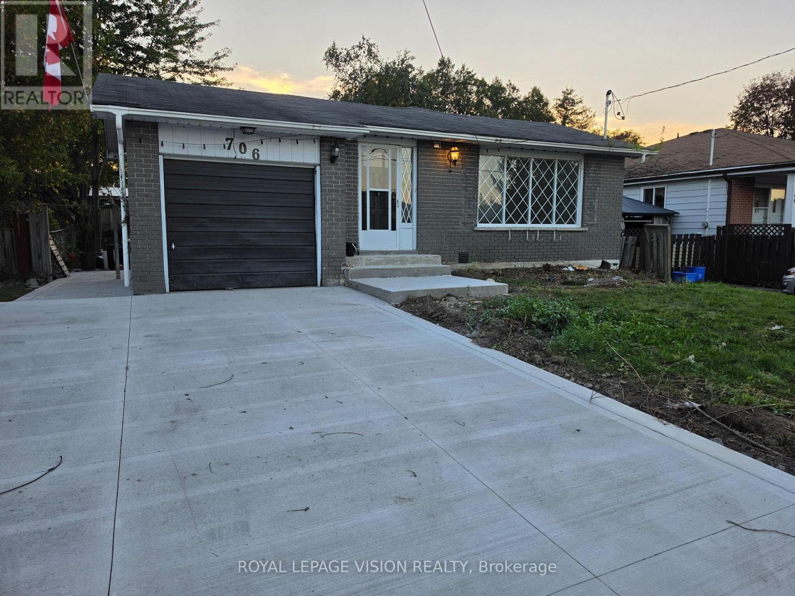 Single Family at Bsmt 2- 706 Leaside Street, Pickering (West Shore), Ontario - Photo 2 - RE/MAX Garden City Realty