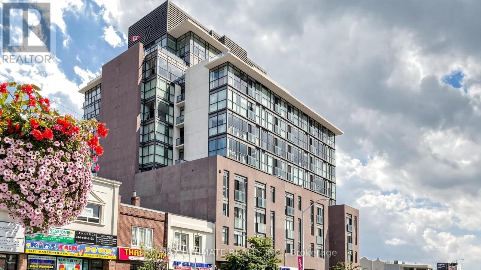 404- 2055 Danforth Avenue
