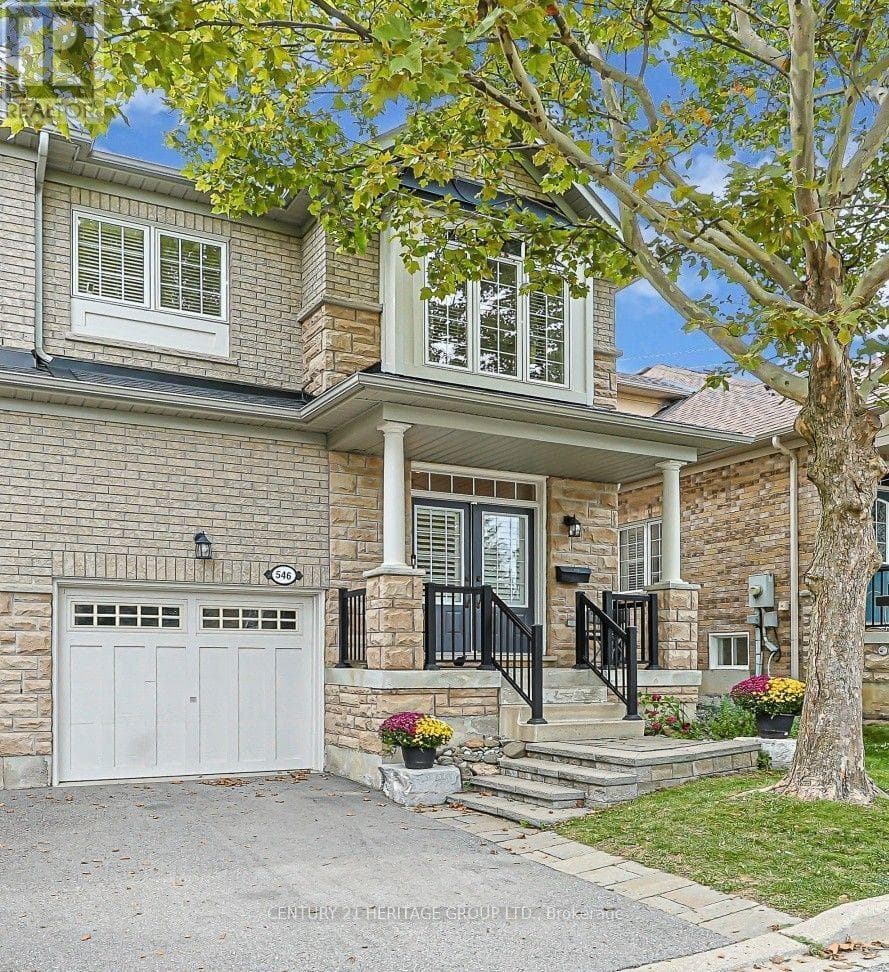 546 Tapestry Lane