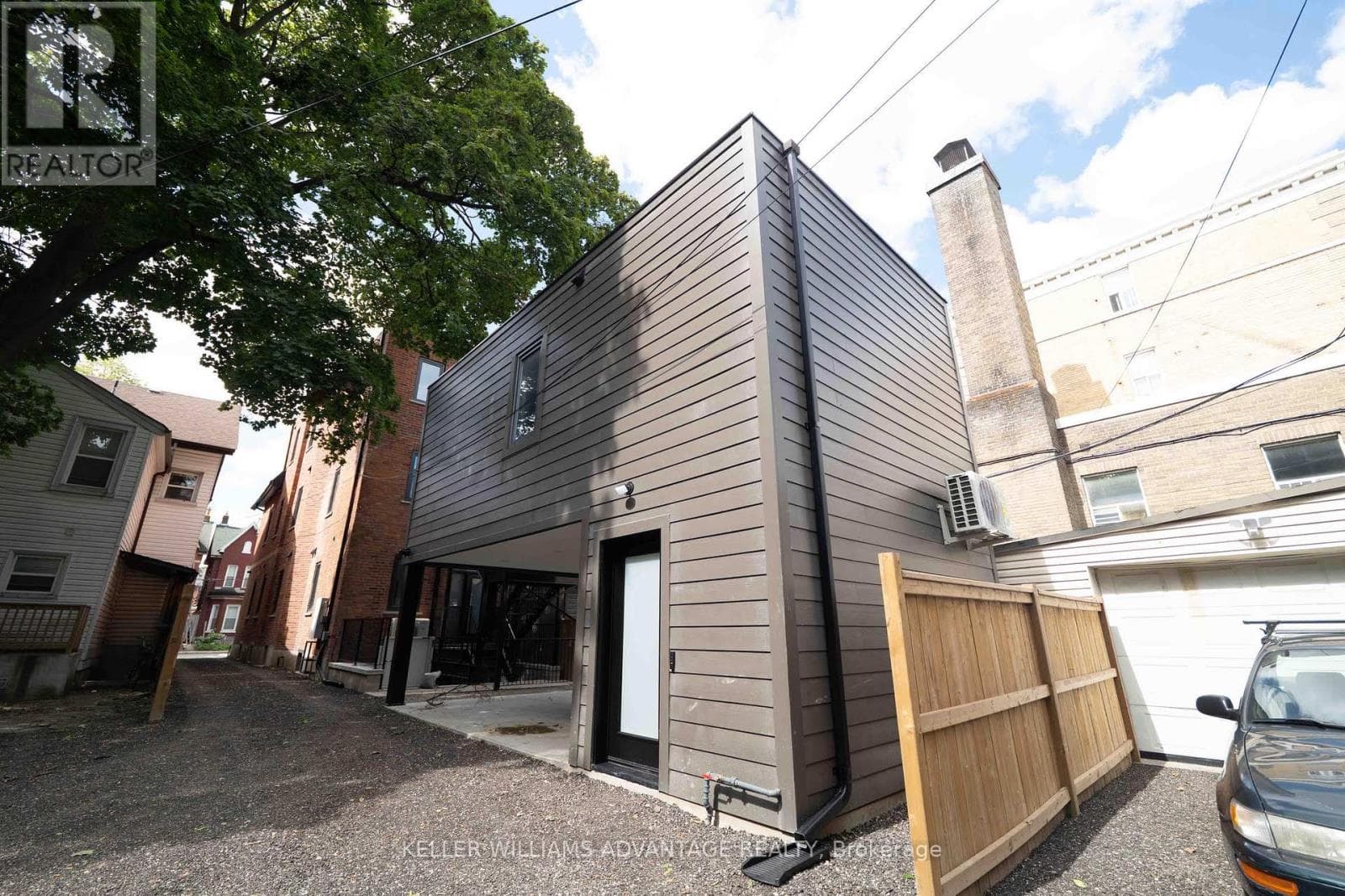 23 Ross Street