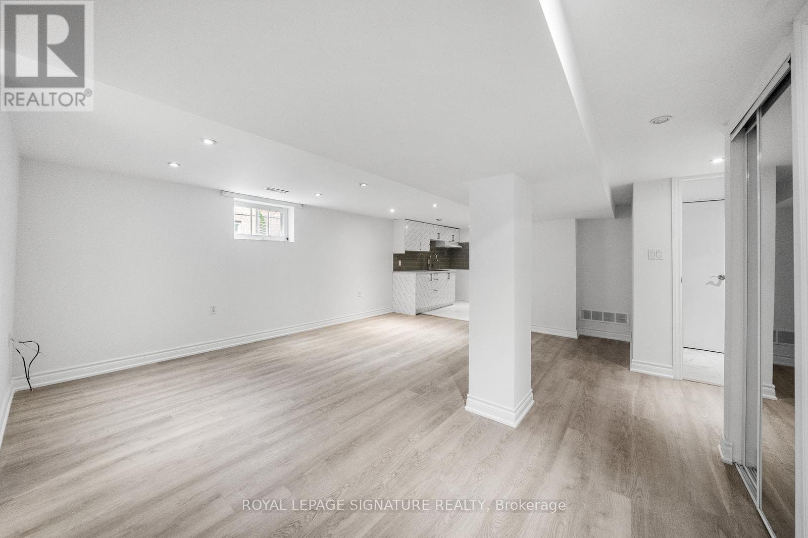 Single Family at 17 Pleasant Avenue, Toronto (Newtonbrook West), Ontario - Photo 7 - RE/MAX Garden City Realty