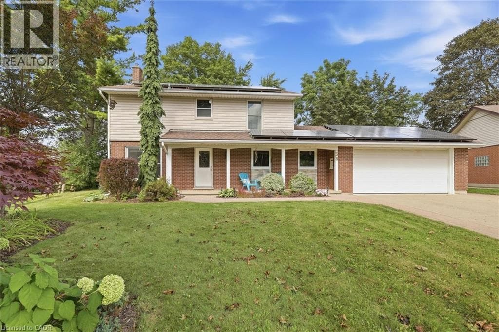 Single Family at 38 LYLE Place, Kitchener, Ontario - Photo 3 - RE/MAX Garden City Realty