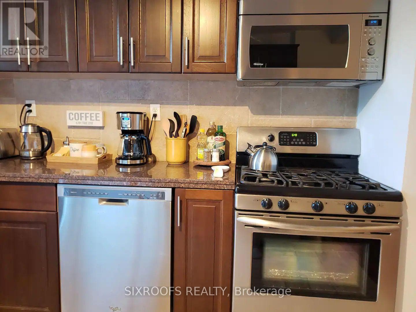 Single Family at 29 Dunkirk Road, Toronto (Danforth Village-East York), Ontario - Photo 5 - RE/MAX Garden City Realty