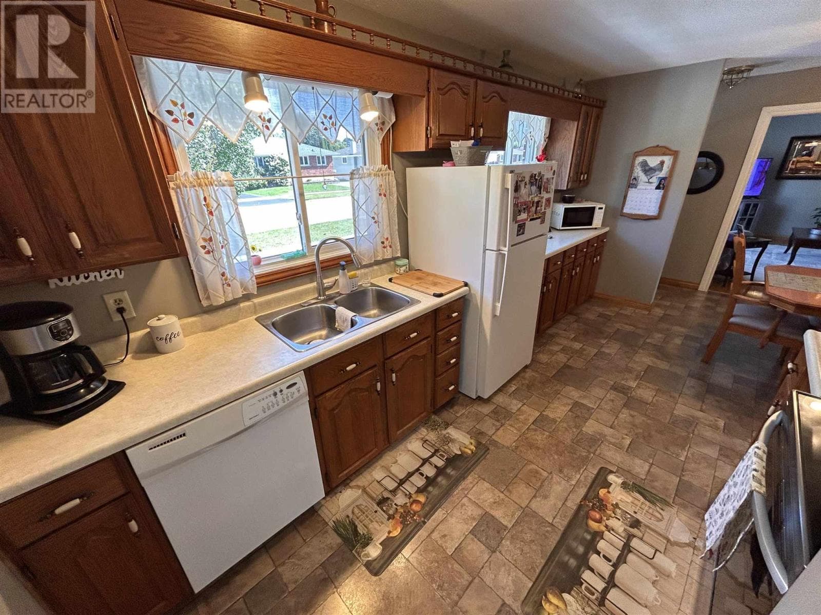 Single Family at , Sault Ste Marie, Ontario - Photo 5 - RE/MAX Garden City Realty