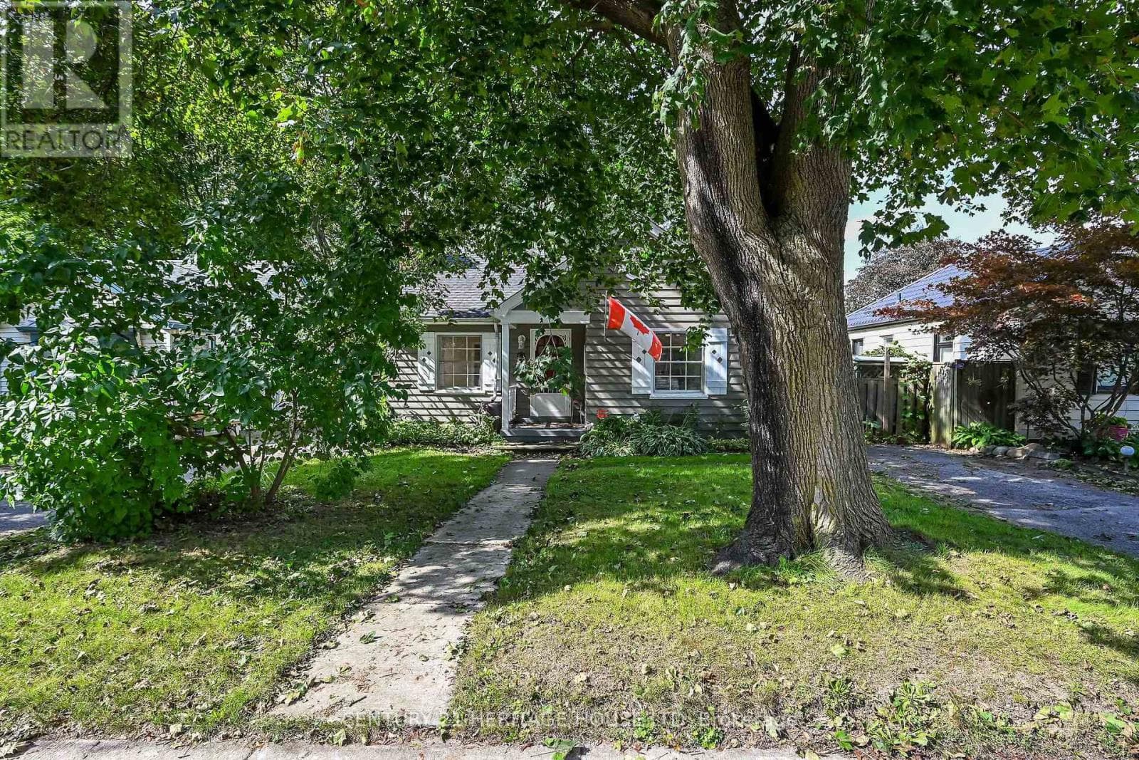 39 Balmoral Avenue