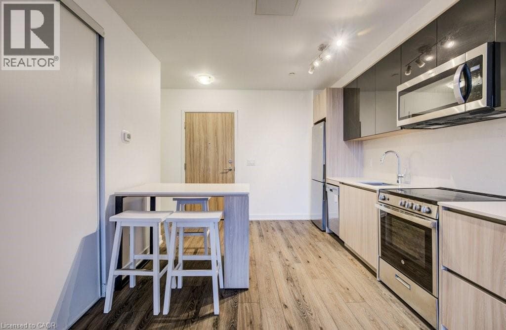 Single Family at 612- 3100 KEELE Street, Toronto, Ontario - Photo 9 - RE/MAX Garden City Realty