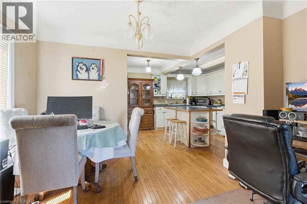 Single Family at 24 BARTON Street, St. Catharines, Ontario - Photo 7 - RE/MAX Garden City Realty