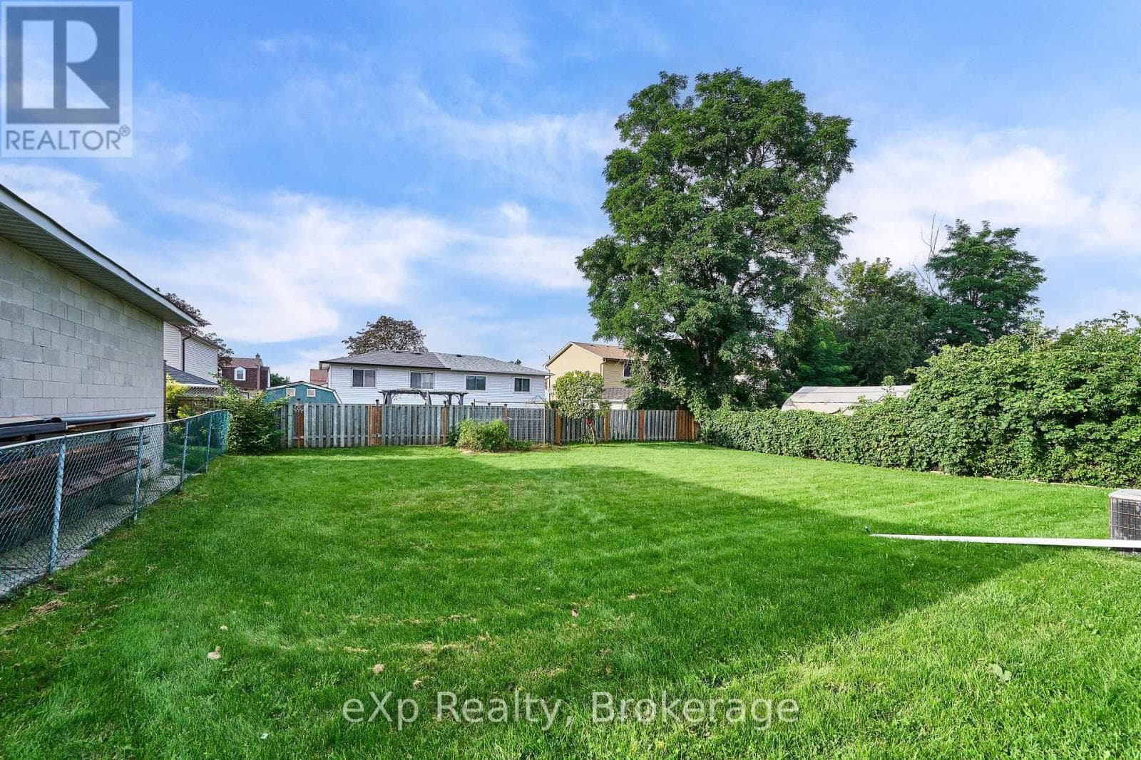 Multi-family at 638 Laval Court, Oshawa (Vanier), Ontario - Photo 3 - RE/MAX Garden City Realty
