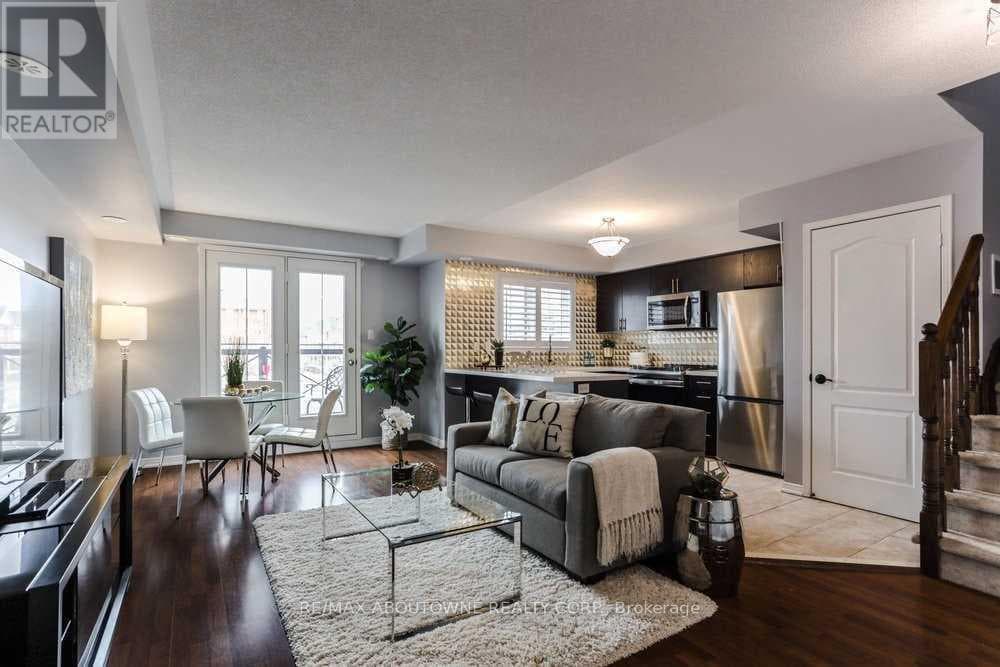 Single Family at 10- 2579 Sixth Line, Oakville (RO River Oaks), Ontario - Photo 3 - RE/MAX Garden City Realty
