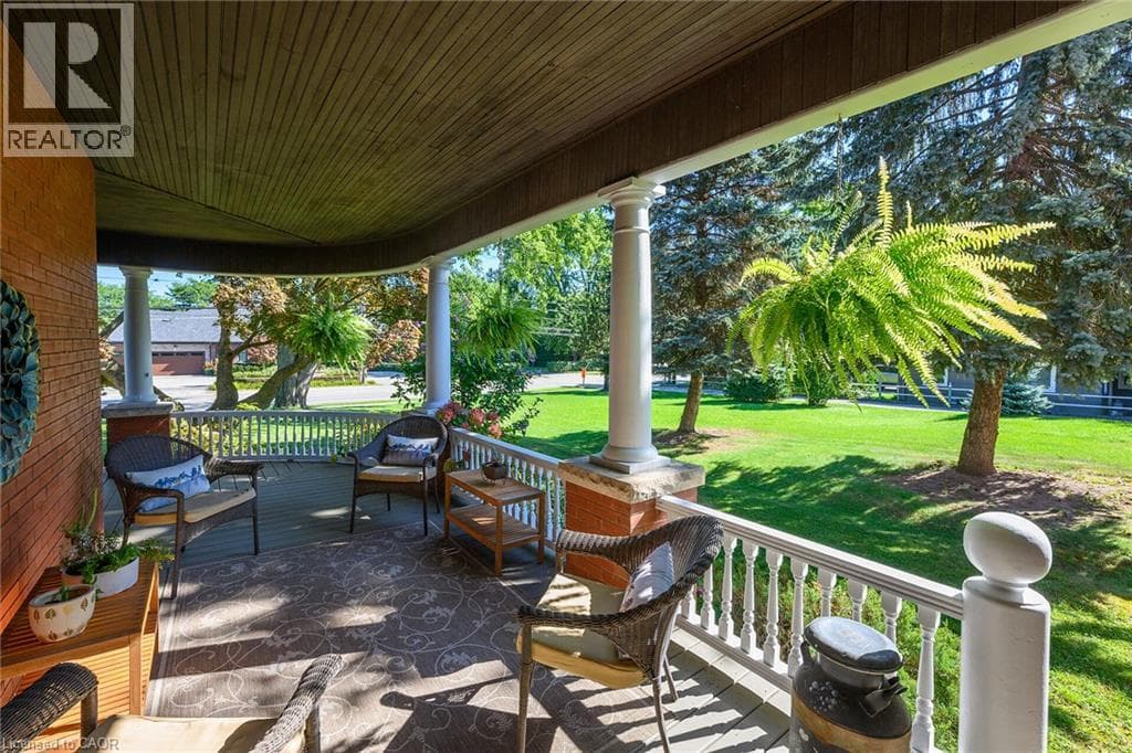 Single Family at 126 MAIN Street, Grimsby, Ontario - Photo 4 - RE/MAX Garden City Realty
