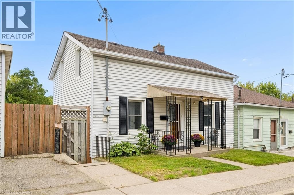 Single Family at 77 BEVERLY Street, Cambridge, Ontario - Photo 3 - RE/MAX Garden City Realty