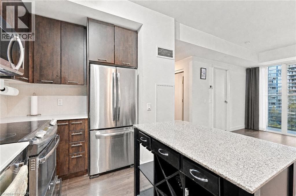 Single Family at 605- 2200 LAKE SHORE Boulevard, Toronto, Ontario - Photo 10 - RE/MAX Garden City Realty