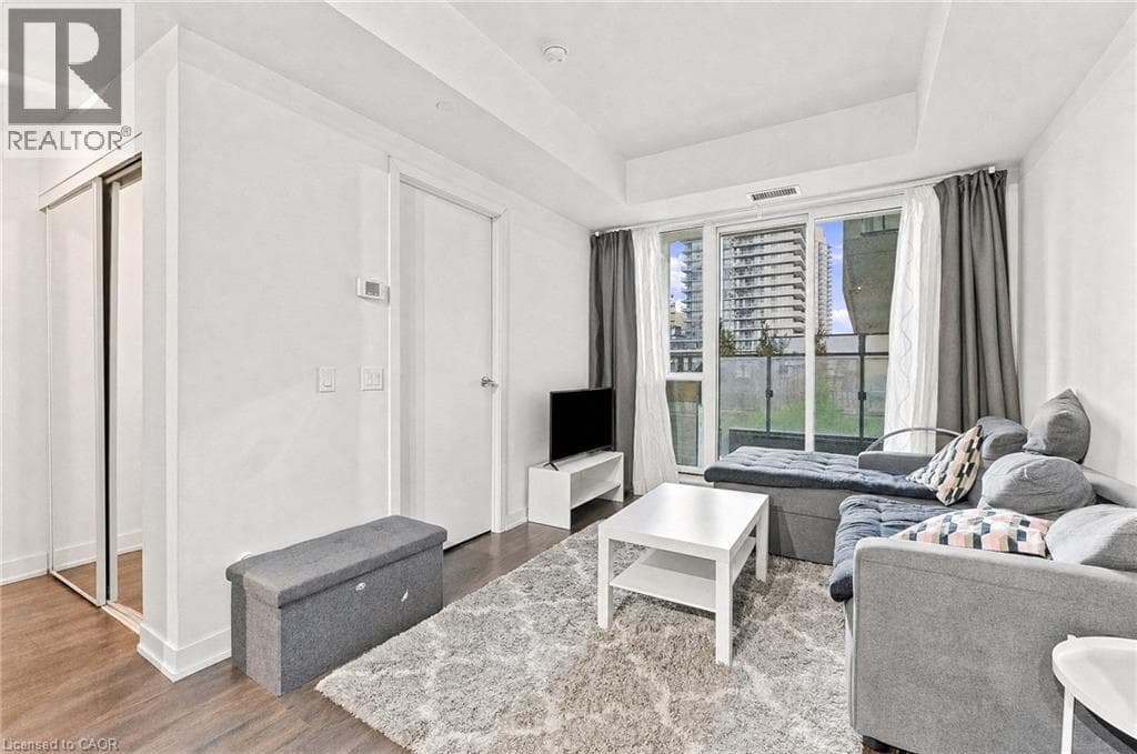 Single Family at 605- 2200 LAKE SHORE Boulevard, Toronto, Ontario - Photo 5 - RE/MAX Garden City Realty